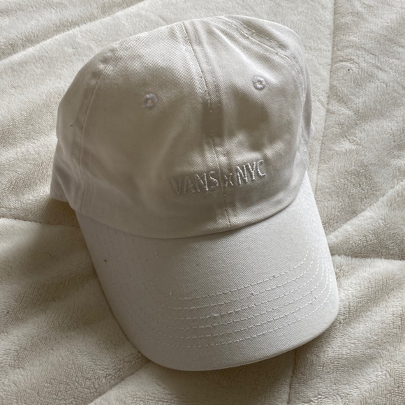 Vans x NYC Baseball Hat - Picture 1 of 5